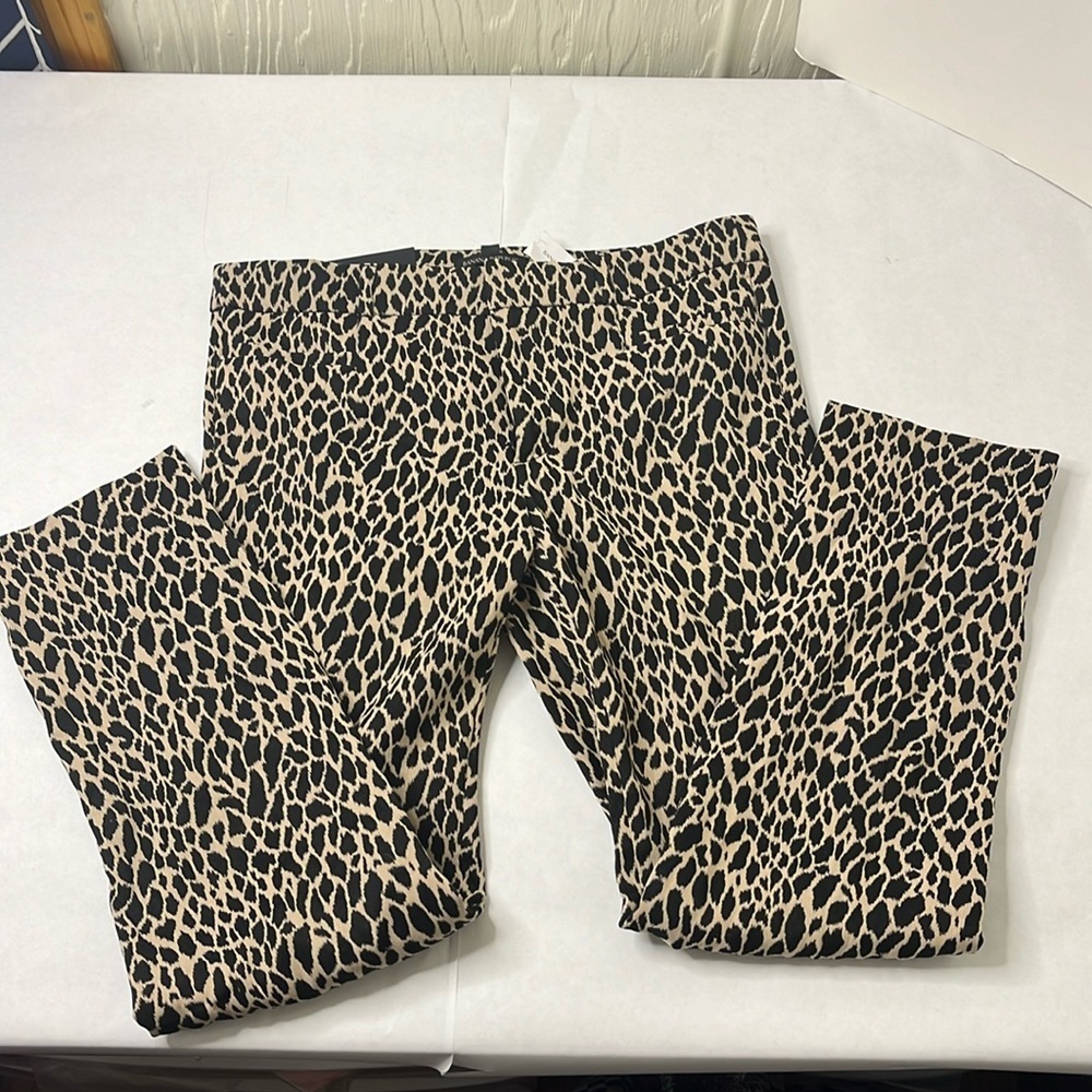 NWT Banana Republic Classic Sloan Women’s Size 8 Cheetah Animal Print
